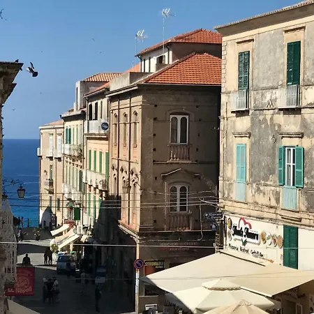 Goditi Il Centro Storico Apartman Tropea